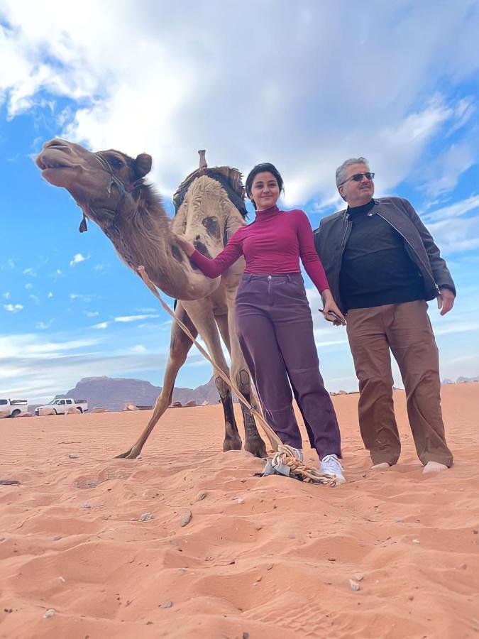 Rum Paradise Luxuri Camp Wadi Rum Buitenkant foto